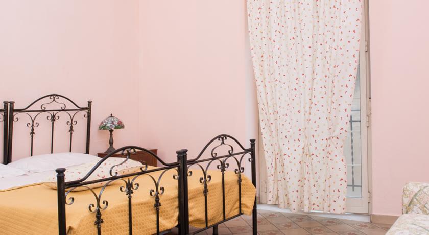 La Casa Di Via Narbone Hotel Palermo Room photo